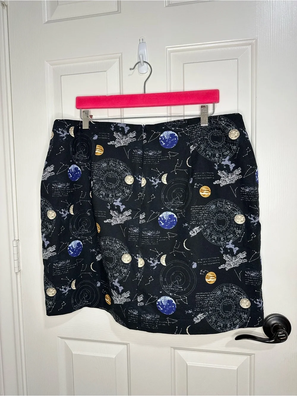 Vintage Outpost Black Space Astrology Novelty Print Skirt Chore Pockets Science